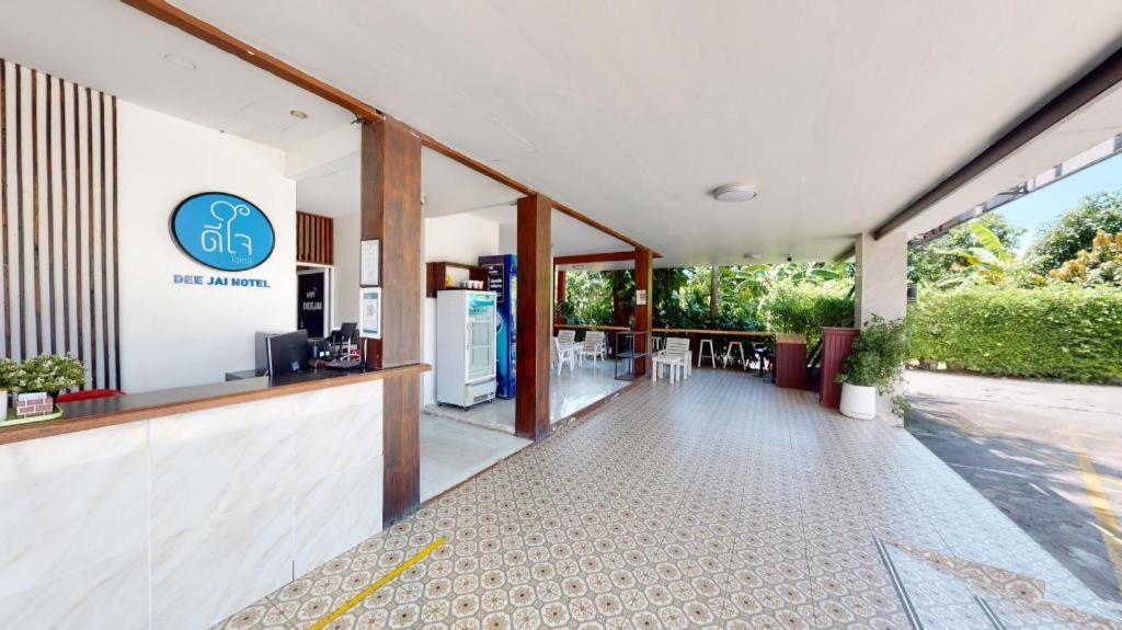 Deejai Hotel Si Racha Exteriér fotografie