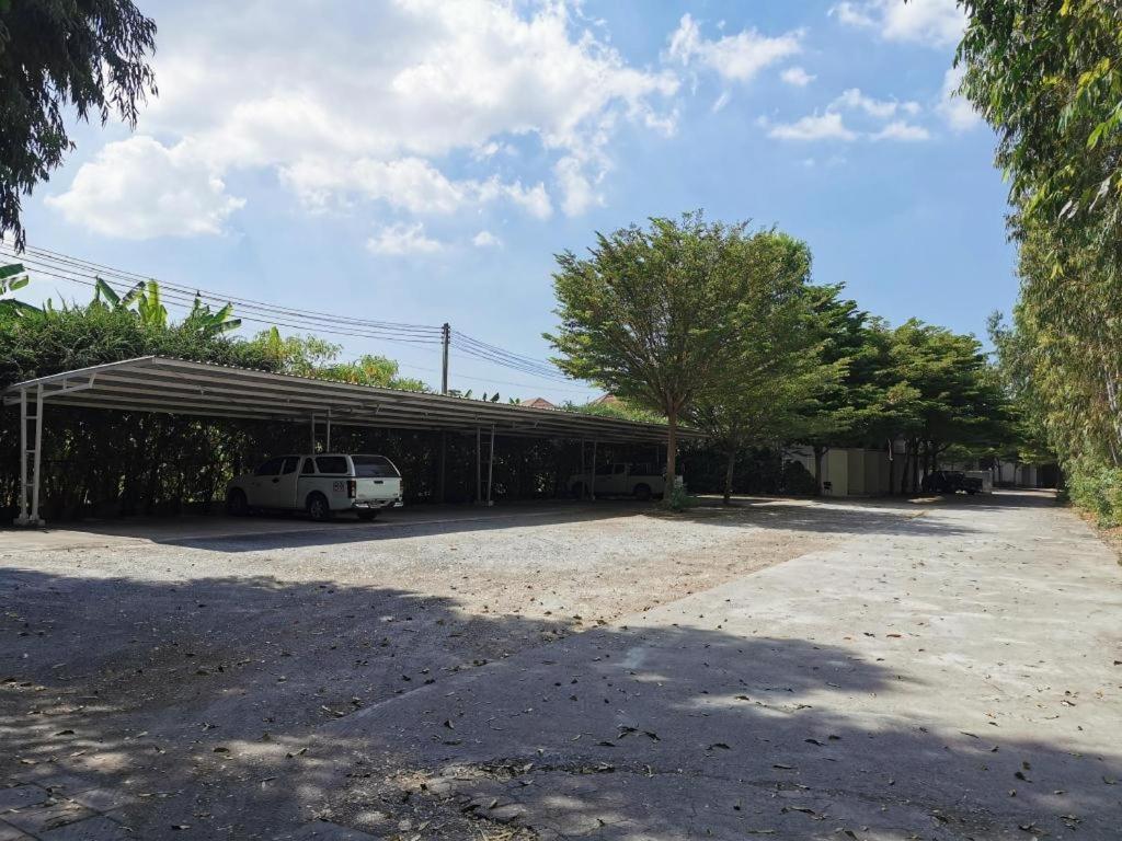 Deejai Hotel Si Racha Exteriér fotografie