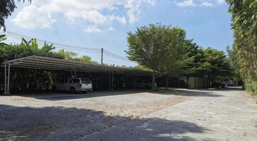 Deejai Hotel Si Racha Exteriér fotografie