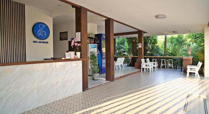 Deejai Hotel Si Racha Exteriér fotografie