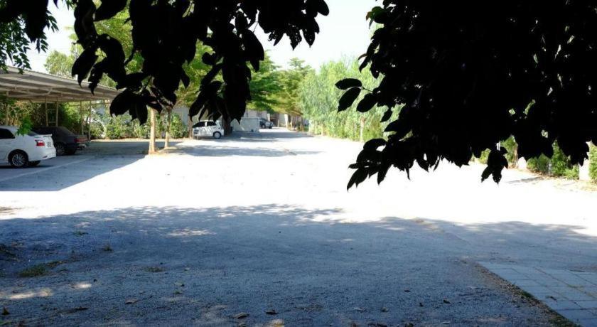 Deejai Hotel Si Racha Exteriér fotografie