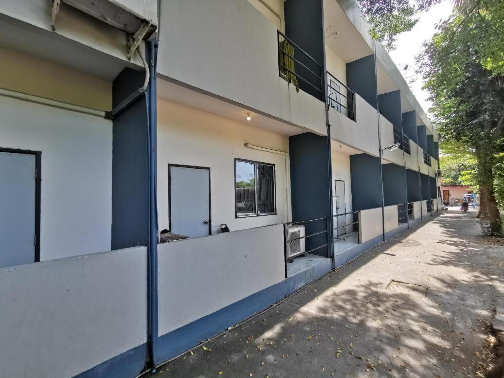 Deejai Hotel Si Racha Exteriér fotografie